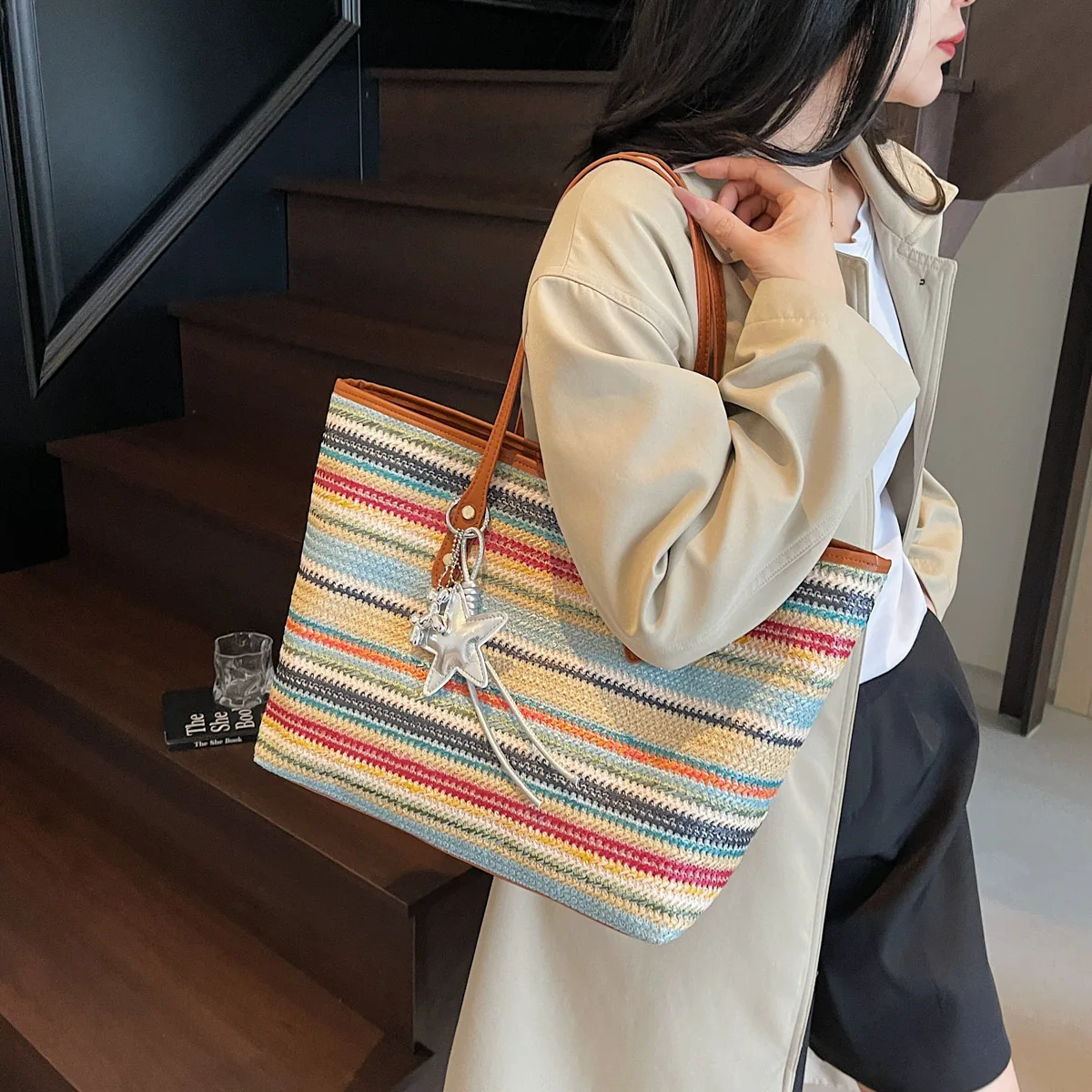 Rainbow-colored straw shoulder bag for women, suitable for beach vacations, spacious woven bucket tote