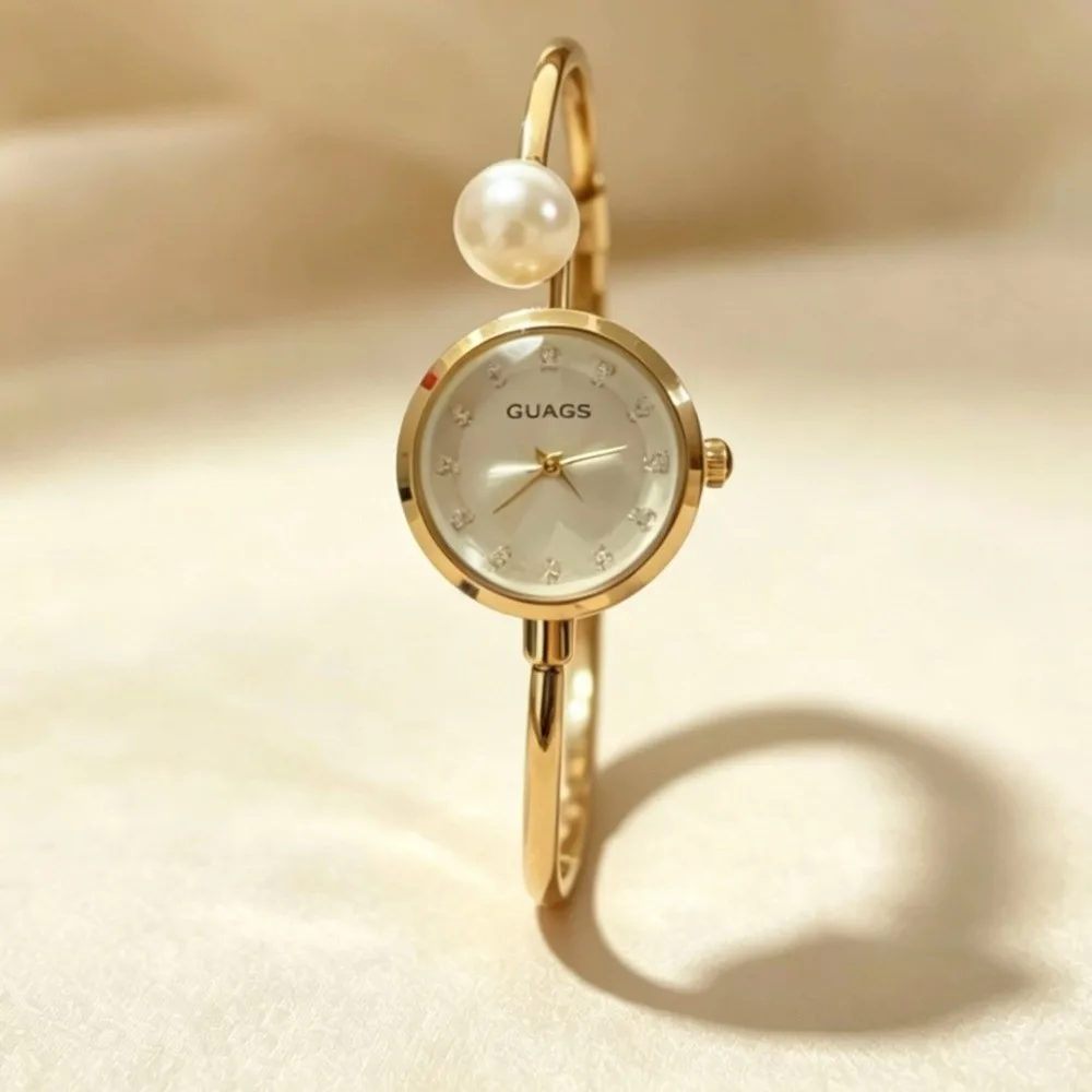 Fashion Rotundity-shaped Dial Pearl Watch Open Design Adjustable Bracelet Watch Elegant Luxury Quartz Watch for Women