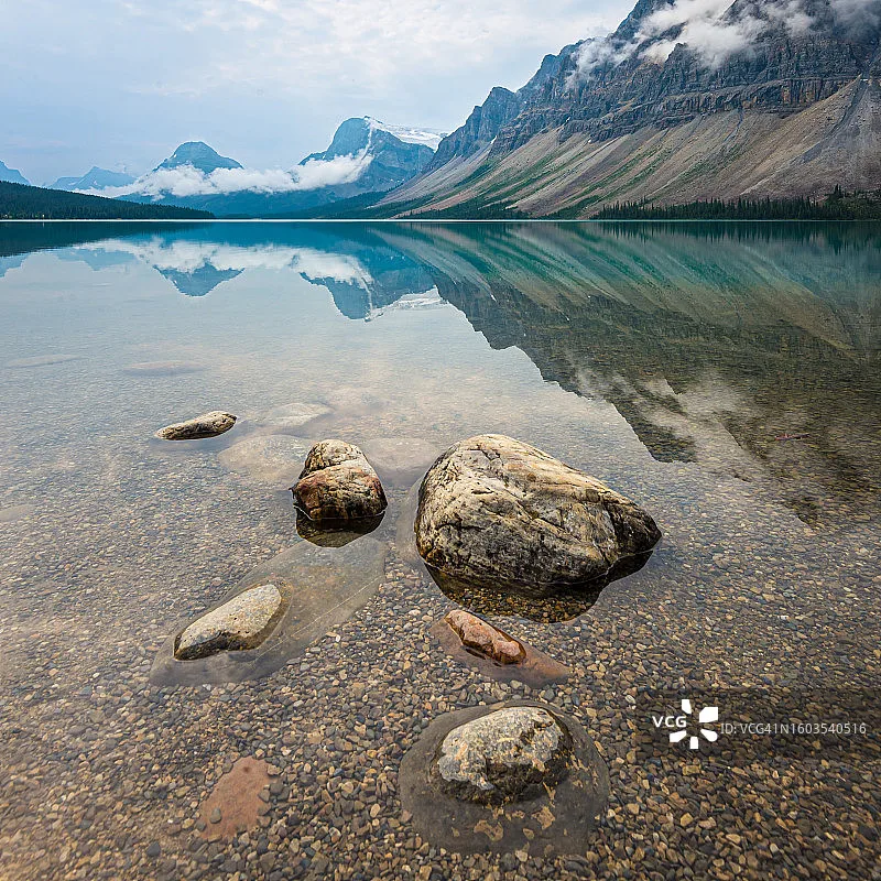 

GAONENG GNB 4S 14.8V 1550mAh 140C lithium battery with XT60 connector, suitable for FPV drones and quadcopters.