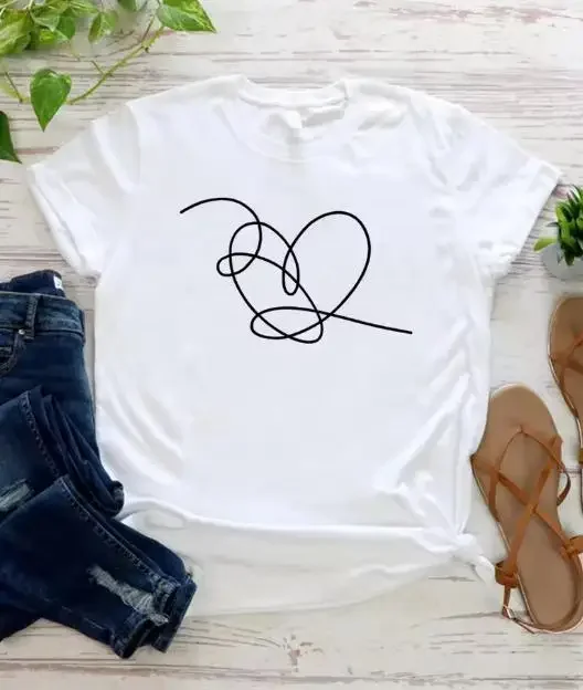 2026 Women Plus Size Summer Casual T-Shirt, Royal Blue Abstract Interlaced Infinity Heart Graphic Print Tee, Loose Crew Neck Short Sleeve Basic Tops For Daily Outfit