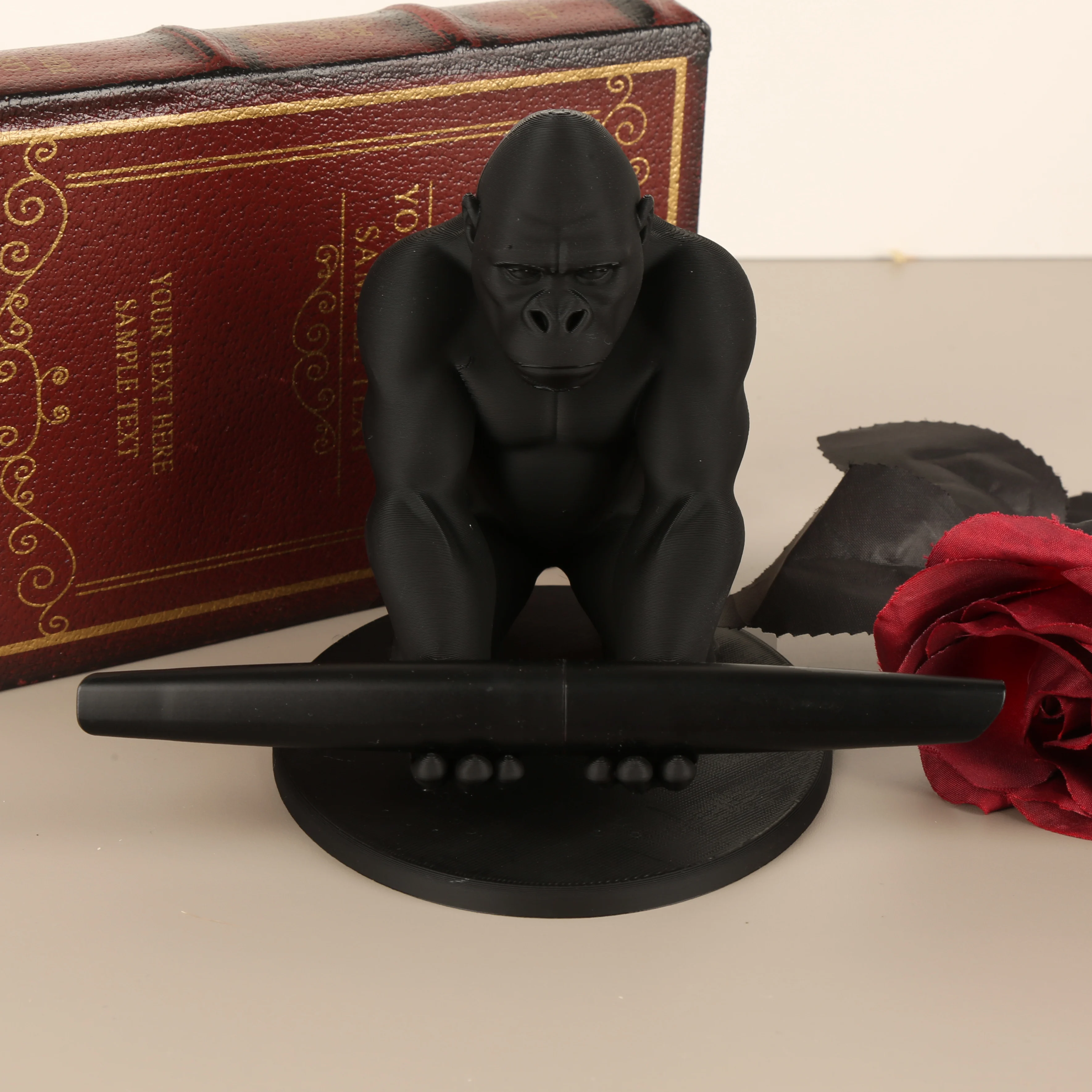 

Трансграничная подставка для телефона в форме гориллы, матовая черная текстура + забавный 3D-дизайн, подходит для зарубежных персонализированных настольных цифровых устройств