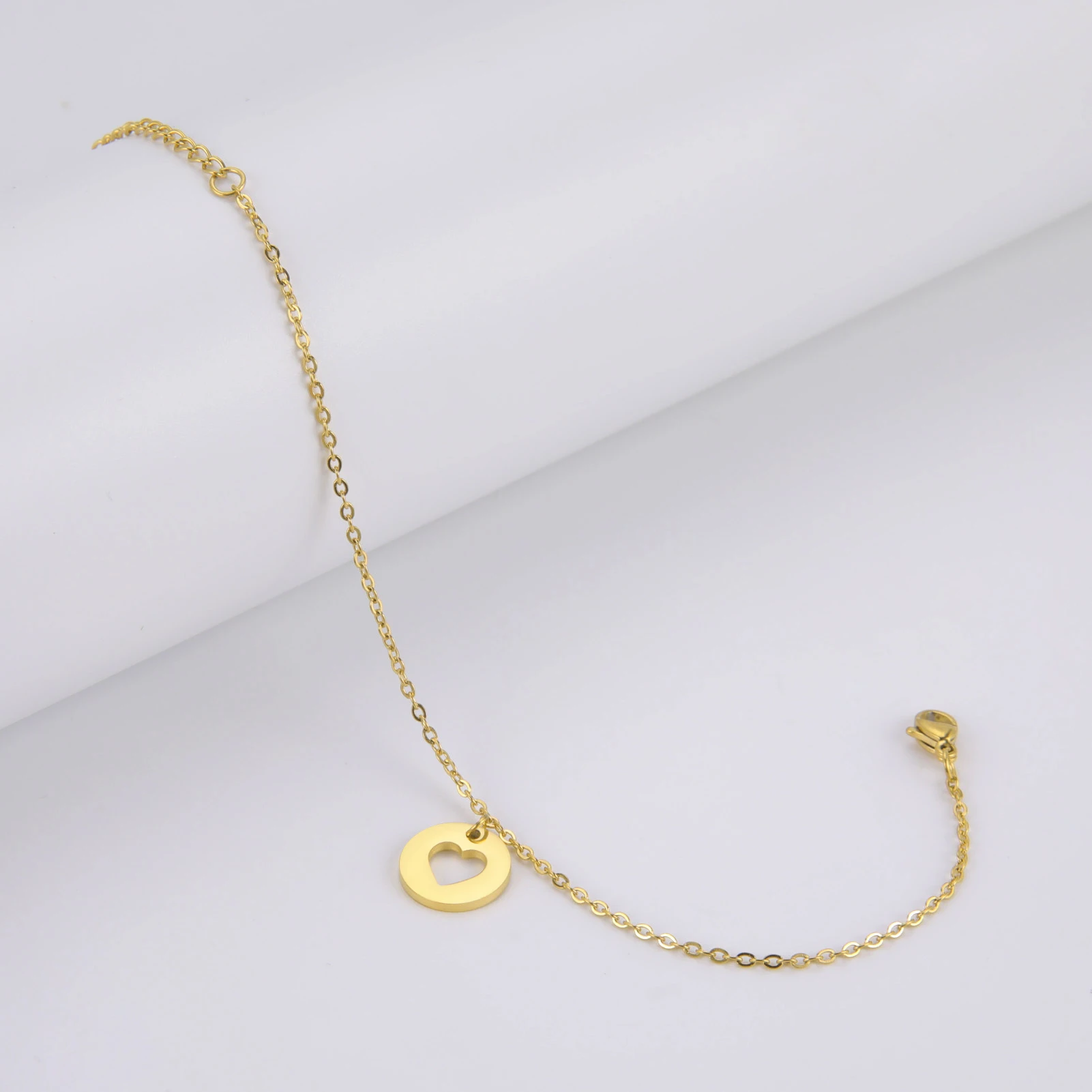 Kkjoy Modische Goldfarbene Edelstahl-Fußkettchen mit Rundem Hohlem Herz für Damen, Schmuckgeschenk für Frauen, Großhandel – Detail 24