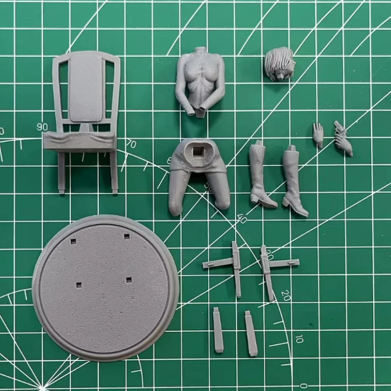 Kit de modelo de figura de resina fundida a escala 1/24, juego de terror, estatua de Maria Remake, Hobby, juguetes en miniatura sin montar, sin pintar, Diorama DIY