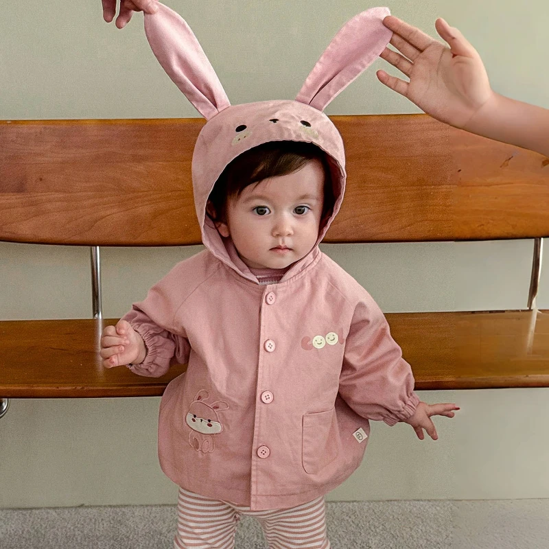 

2025 New Autumn Girls' Stylish Cartoon Embroidery Animal Hooded Solid Color Cotton Jacket