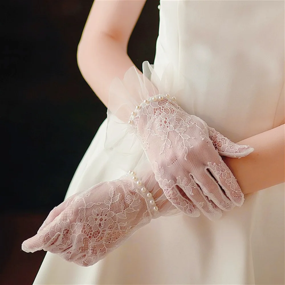 Delicate Handmade Pearl Lace Gloves Sheer Tulle Bridal Wrist Gloves for Wedding & Party Wedding Accessories Women's Gloves