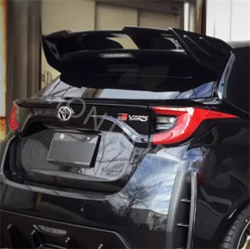 

Hight Quality Car Rear spoiler For Toyota GR Yaris Real Carbon Fiber Rear Roof Spoiler Rear Wing T Style Car Accessories FRP