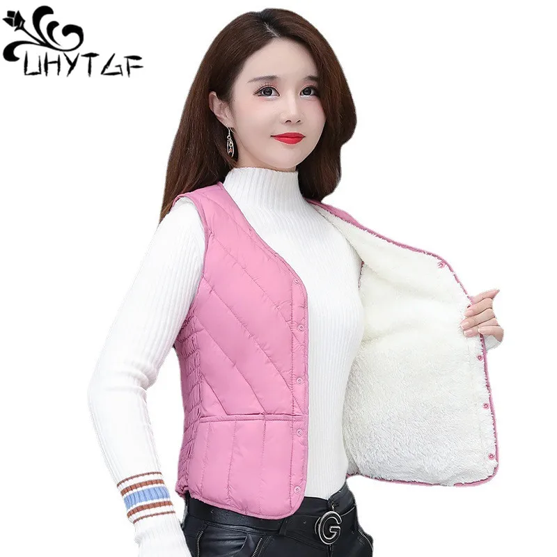 2023 Ultra Light Down Cotton Vests Women's Slim Sleeveless Jacket Portable Girl Lightweight Cotton Windproof Short Waistcoat 545