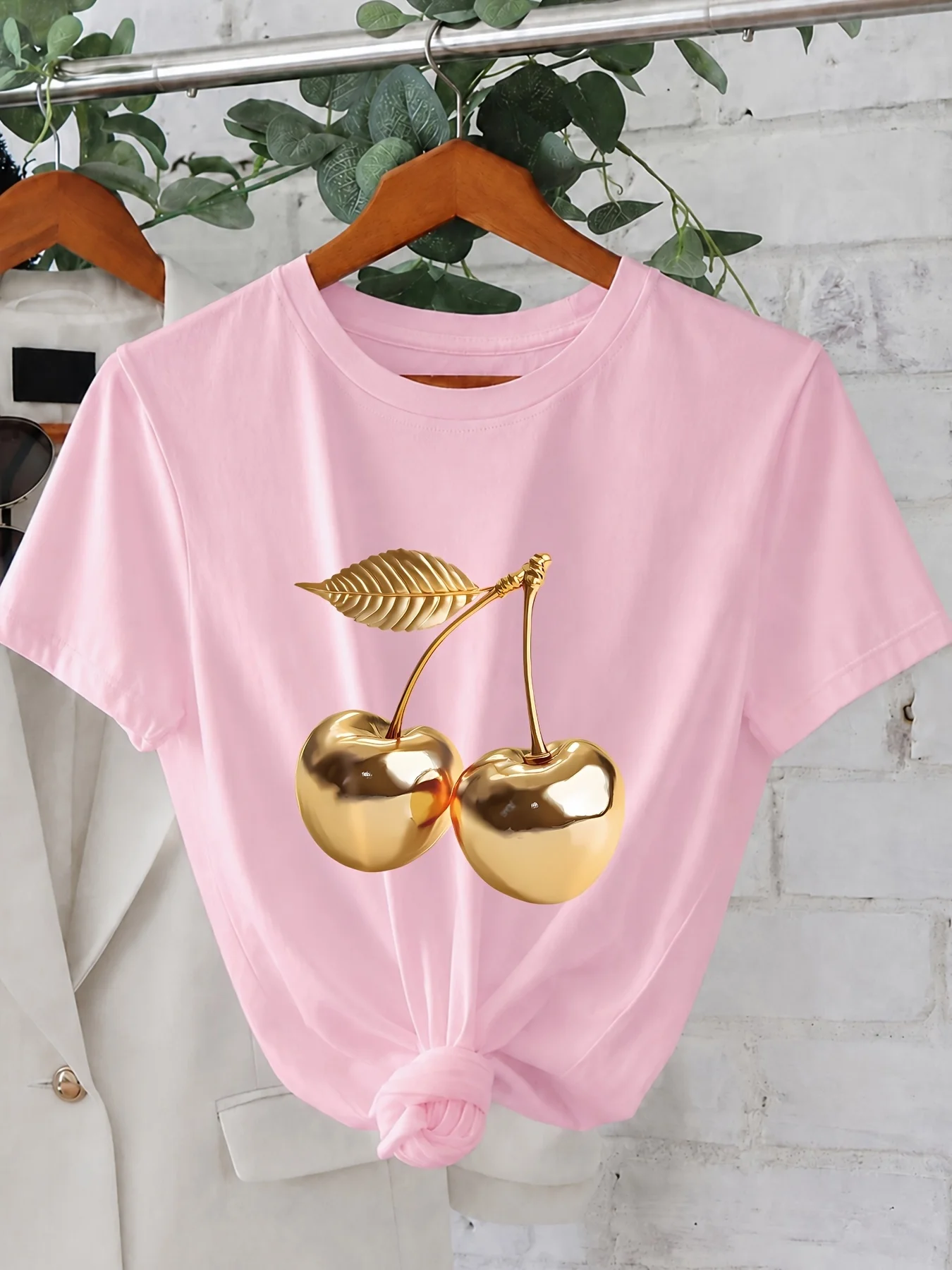 Spring and summer new round neck gold cherry pattern printed fashionable summer cool short sleeved casual T-shirt unisex