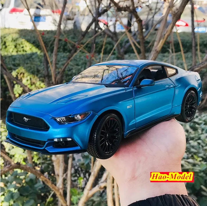 Maisto1:18 For Ford MUSTANG 2015 Car Metal Alloy Diecast Kids Toys Boys Birthday Gifts Hobby Display Collection Ornaments