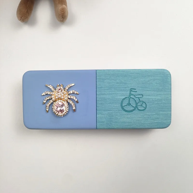 Simple Spider Pattern Glasses Case Durable Square Hard Shell Eyewear Case For Men Women Eyeglass Box Fashion Accessories Gift B2