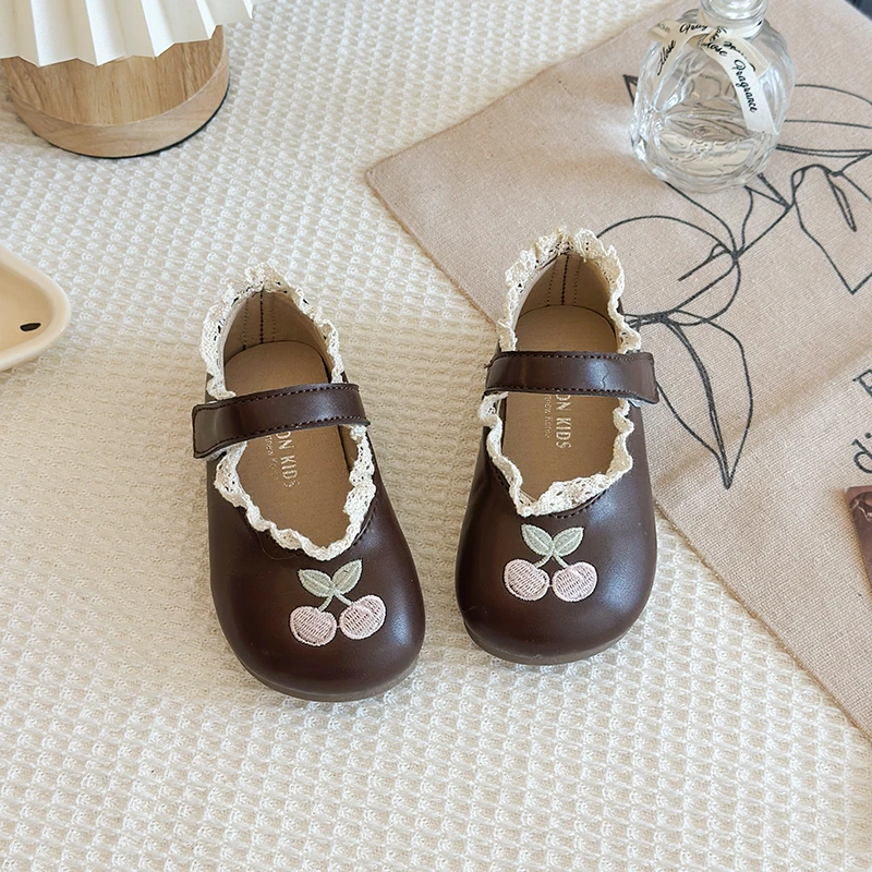 2026 New Kids School Flat Shoes Non-slip Cute Embroidery Girls Princess Leather Shoes Wedding Party Children's Mary Jane Shoes