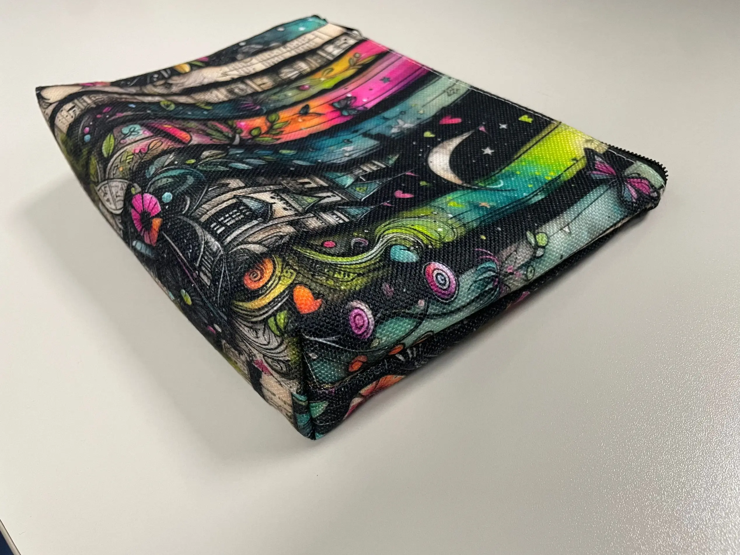 1pc, London Travel Gift Makeup Bag, London City Themed Cosmetic Storage Pouch, Portable Toiletries Organizer view 5