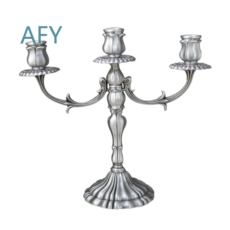 Metal Crafts Home Ornament for Romantic Banquet Wedding Rose Candle Holder Creative European Elegant Utensils for Home Decor