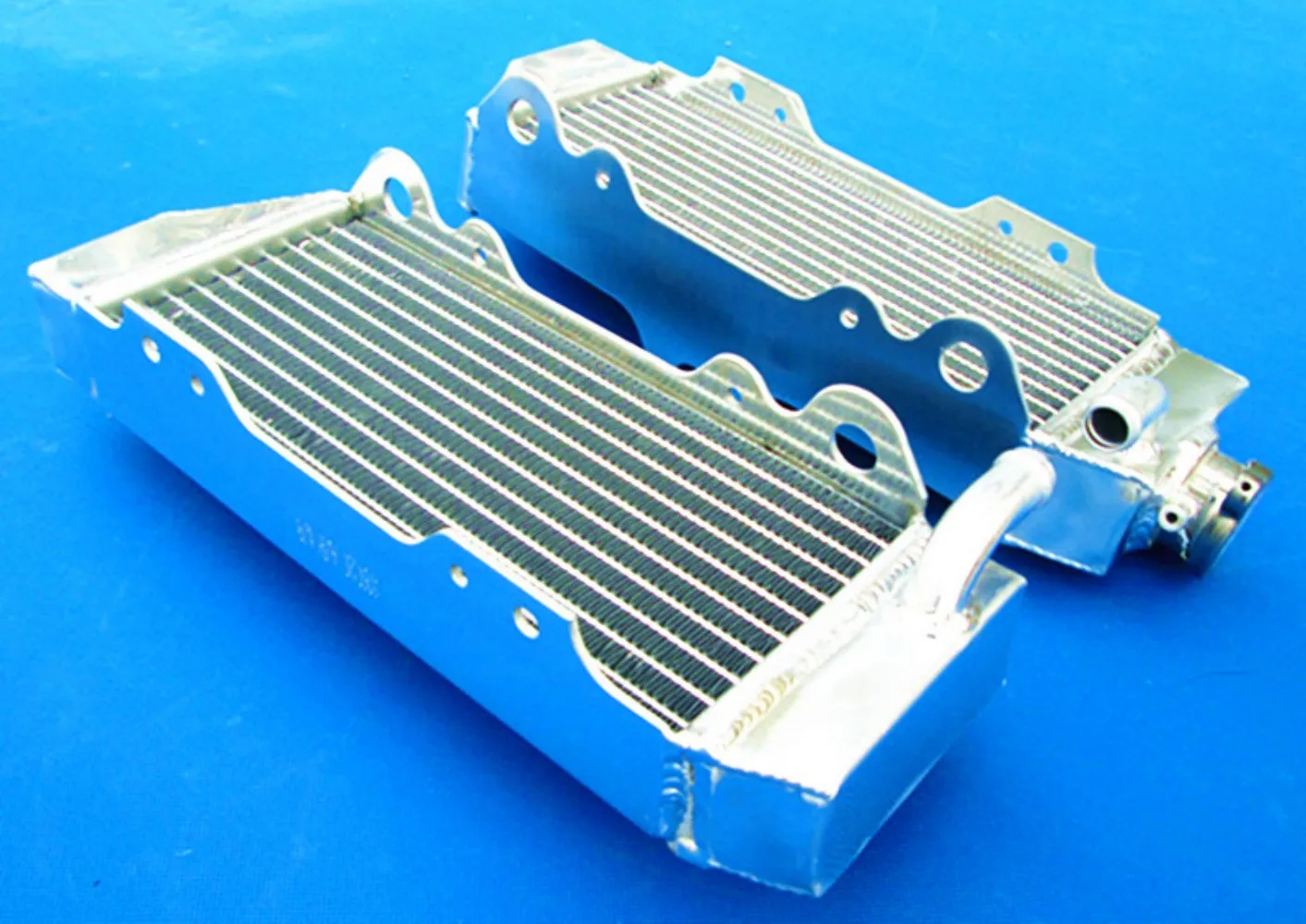 NEW L+R all Aluminum Radiator For 1998-2000 Yamaha YZ400F YZ 400 F 100% welding durable Cooler Cooling Coolant 1998 1999 2000