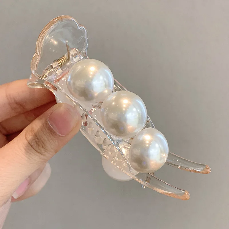 Fashion White Pearl Hair Claw Clip Simple Elegant Acrylic Hairclip for Women Girls Makeup Bath Ponytail Bun Hairpin Aeadwear