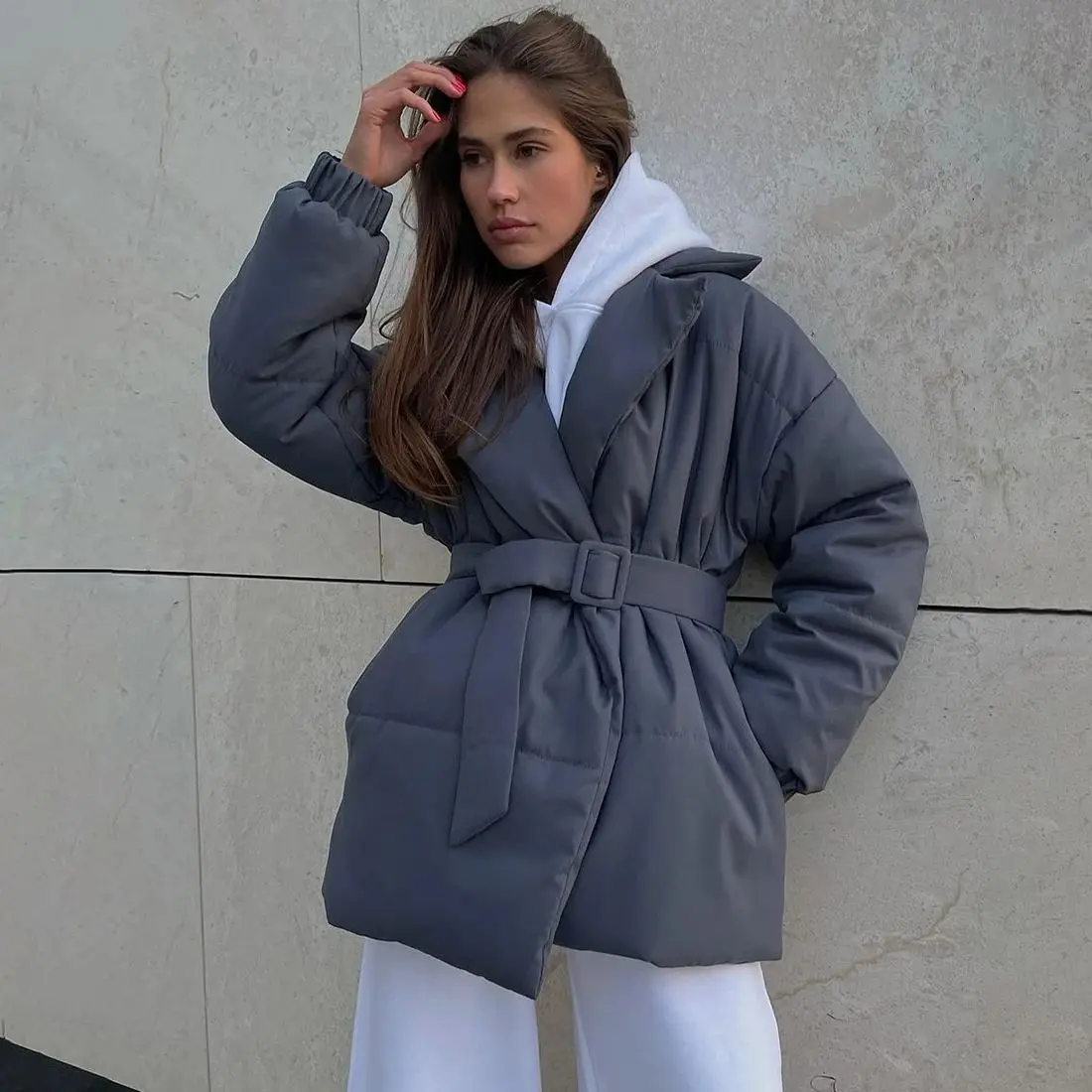 

Зимнее отложное хлопковое стеганое пальто, новинка 2025 года, однотонная толстая теплая стеганая куртка с поясом, женская верхняя одежда