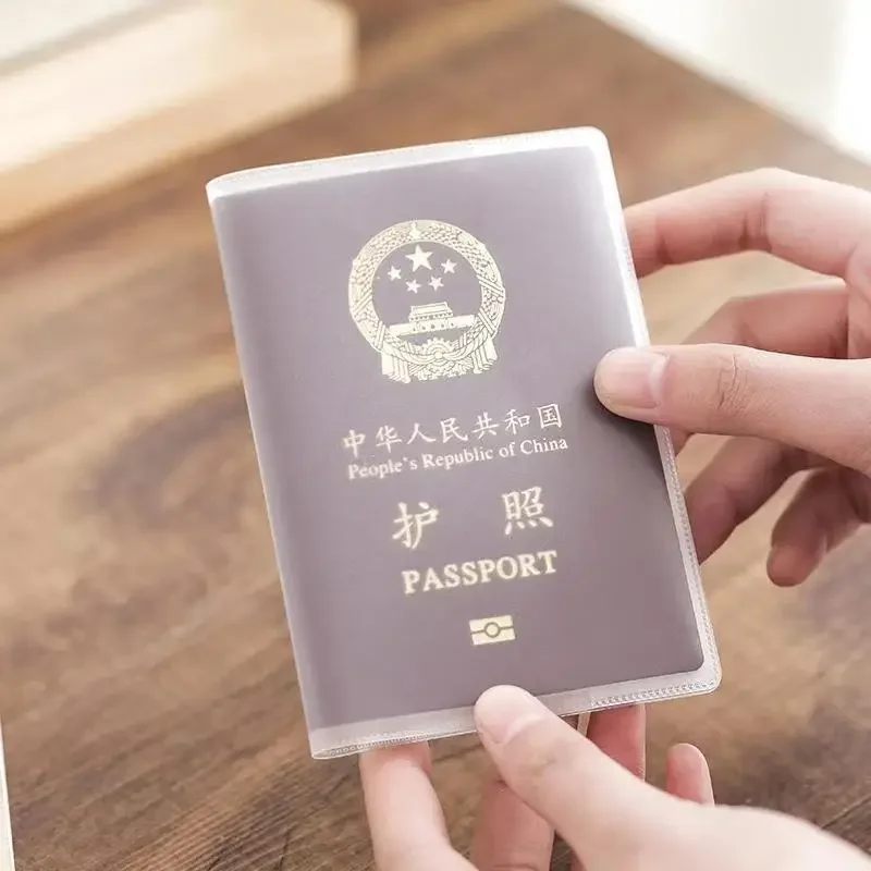 Housse de protection pour passeport, 1 pièce, transparente, givrée, PVC, étanche, multifonction, pour carte de crédit professionnelle, étui pour documents