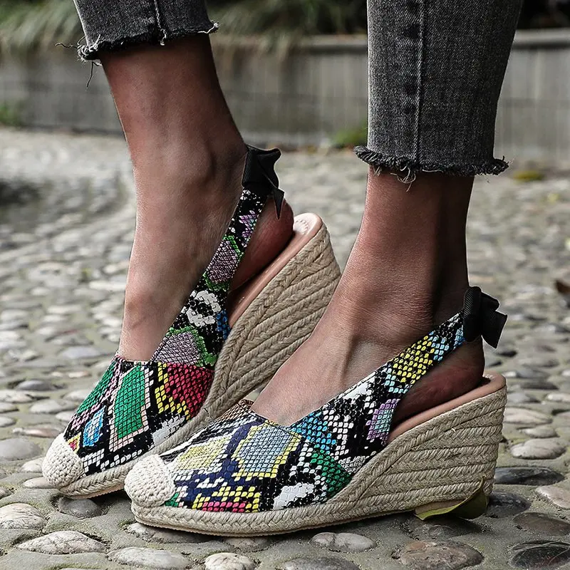 2024 sandal Wedges untuk wanita ujung tertutup perban Espadrille bergaya sepatu Platform sandal Zapatos De Mujer sepatu platform