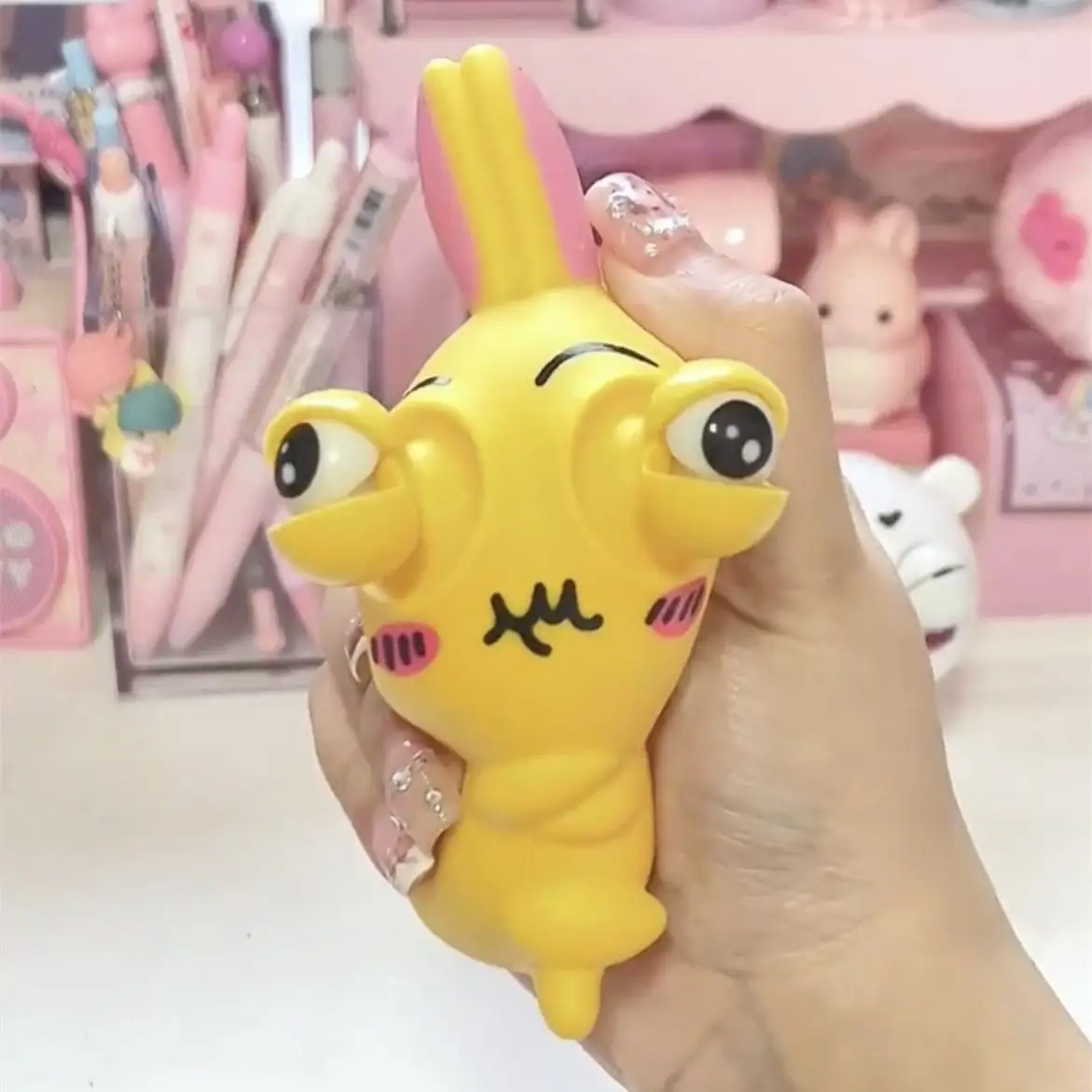 Funny Chiikawa Pinch Toy Squishy Decoration Collage Googly Squeeze Eye Usagi Hachiwares Extractor Stress Sensory Toys