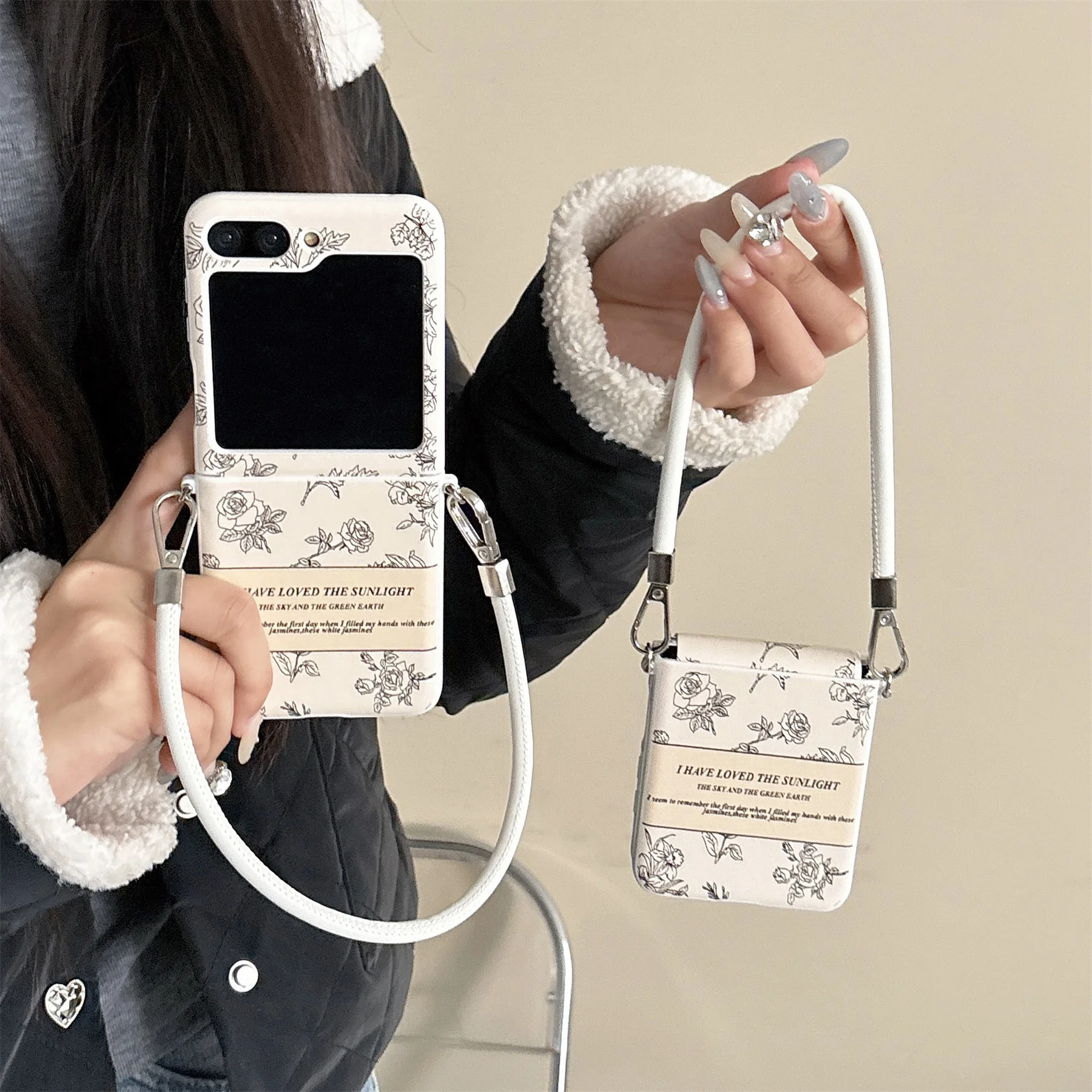 

Ins Luxury Korean Rose Flowers Phone Case with Portable Leather Handheld for Galaxy Z Flip5 5G Zflip5 Zflip6 ZFlip5 Back Cover