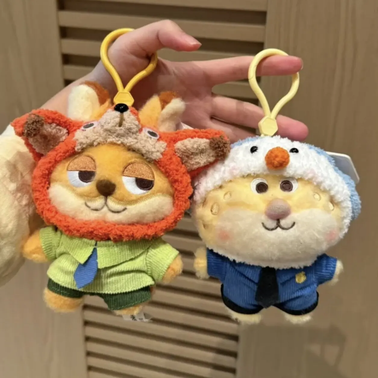genuine-crazy-animal-city-cute-candy-nick-fox-hood-plush-leopard-police-officer-pendant-bag-pendant-doll-gift-bag-charm