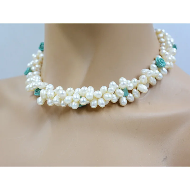 

3 strands of 6mm AAA natural BALUOKE pearl necklace. Classic jewelry for women's wedding anniversary 45CM