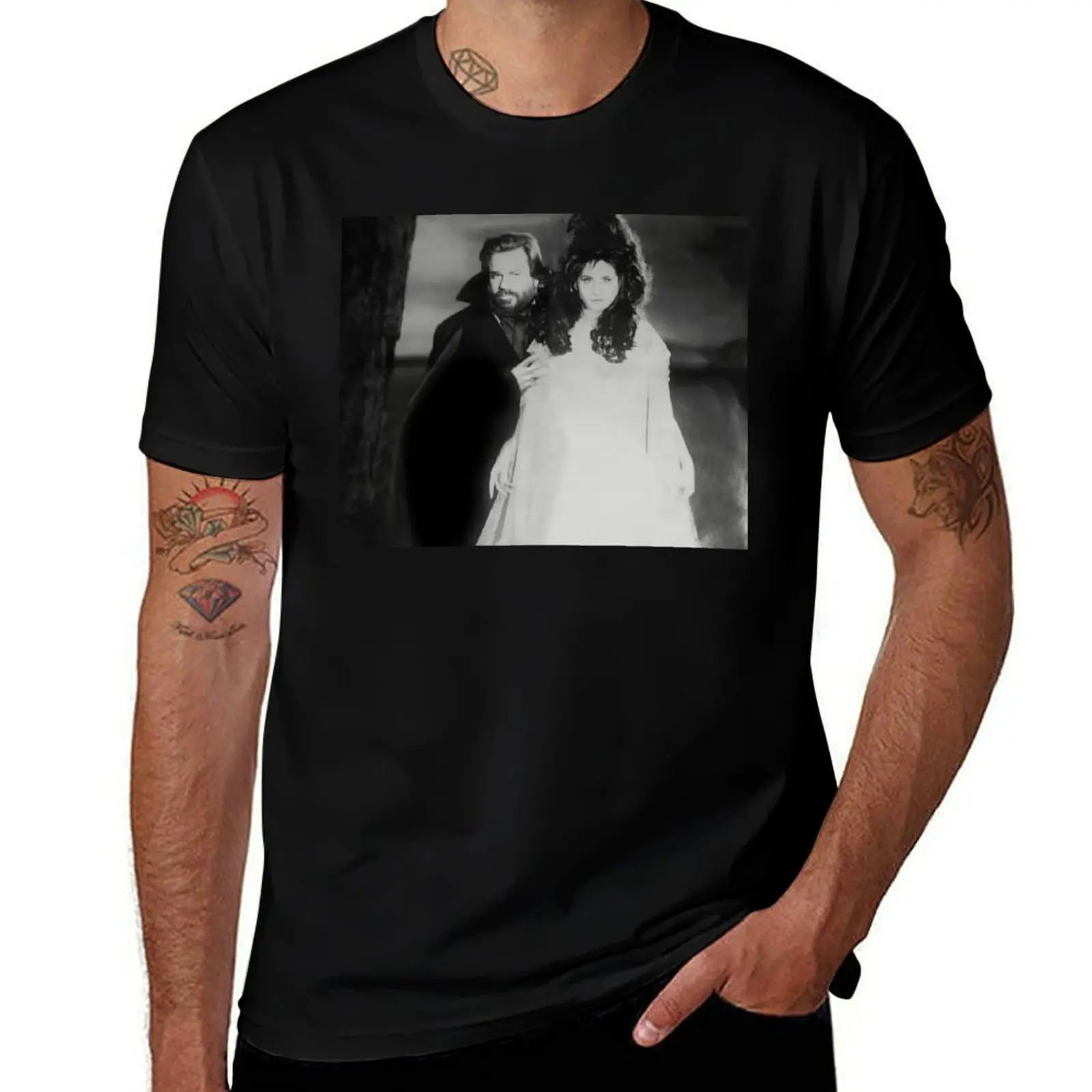 

Nadja and Laszlo T-Shirt Plus Size Street Style Tee