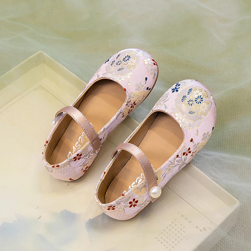 Little Girls Floral Embroidered Leather Shoes 2026 New Spring Kids Mary Jane Flats Soft Sole Trendy Princess Girls Party Wedding