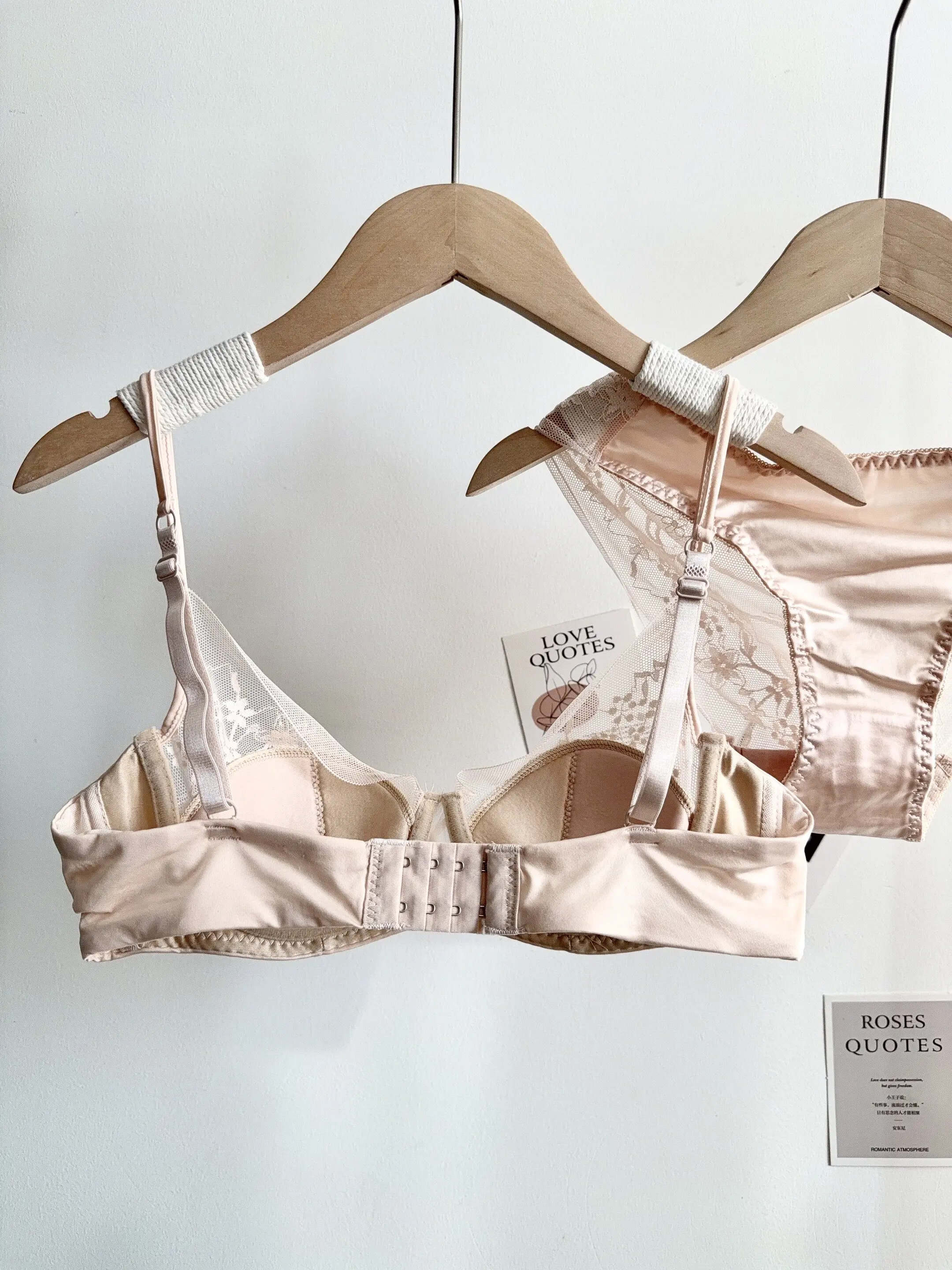 Conjunto de Lencería de Encaje Cómodo para Mujer, Sujetador con Aros Suaves, Copa Delgada, Push-Up, Transpirable, Ropa Interior para Mujeres con Busto Pequeño