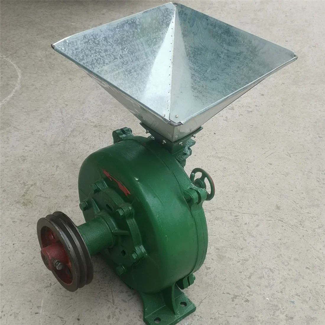 F4425 Wheat Mill Wheat Bran Separation Electric Pulverizer Grinder