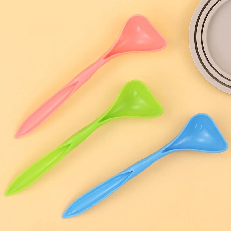 Thumbnail 2 - #14 Dog Travel Food Bowls Comparison Guide