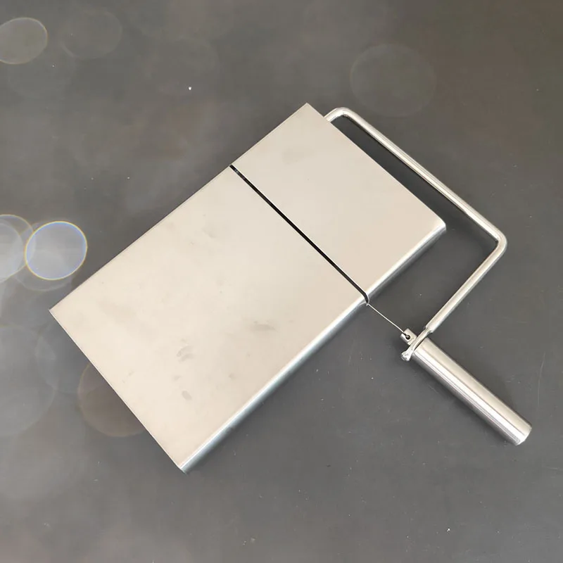 

Слайсер для сыра из нержавеющей стали с калибровочной доской, простой в использовании, кухонные аксессуары для резки торта, масла, ветчины, инструменты