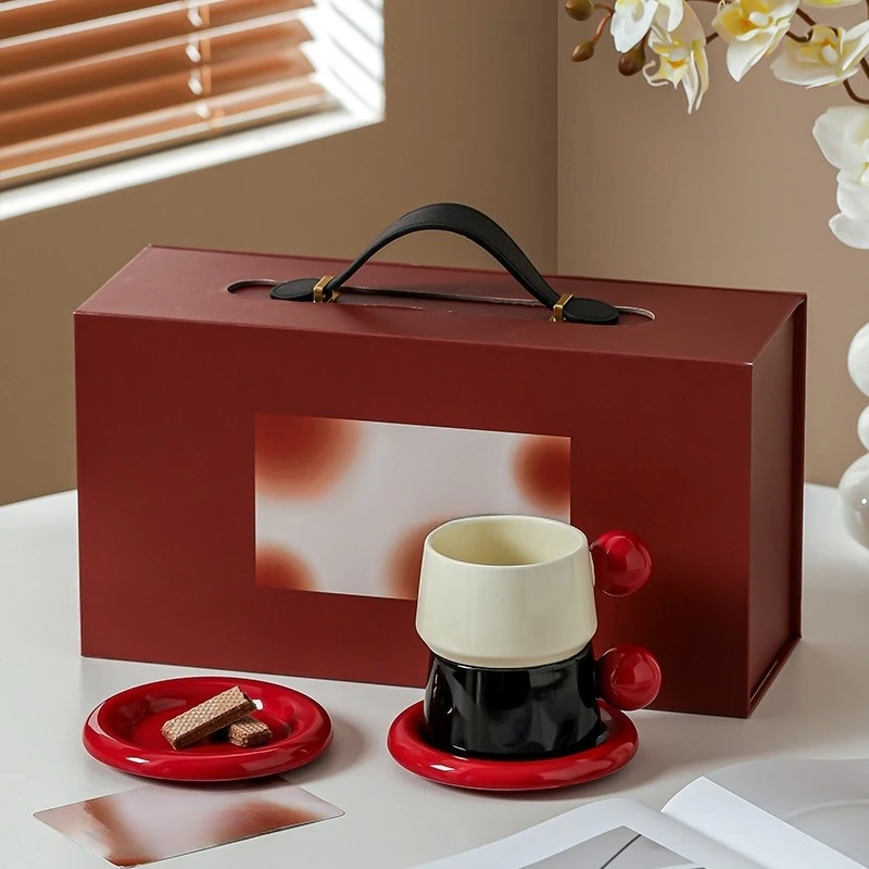 

High-end Exquisite Ceramic Coffee Cup and Saucer Set Elegant Afternoon Tea Ware Couple Cups Gift Box Perfect