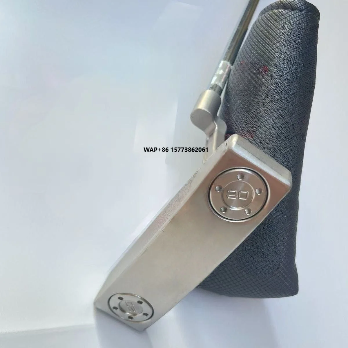 Factory Outlet Golf Clubs Premium Cue Putters Wholesale Professional, Customizable | Bulk Pricing for Golf Shops Distributors