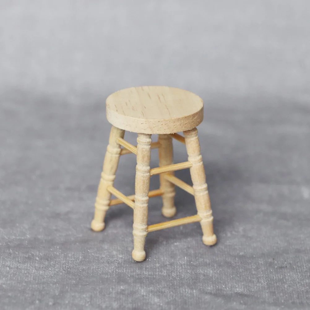 2Pcs Mini Wood Round Stools Funny Creative Simulation Kitchen Scenery Accessories Mini Furniture Models Kids Childr