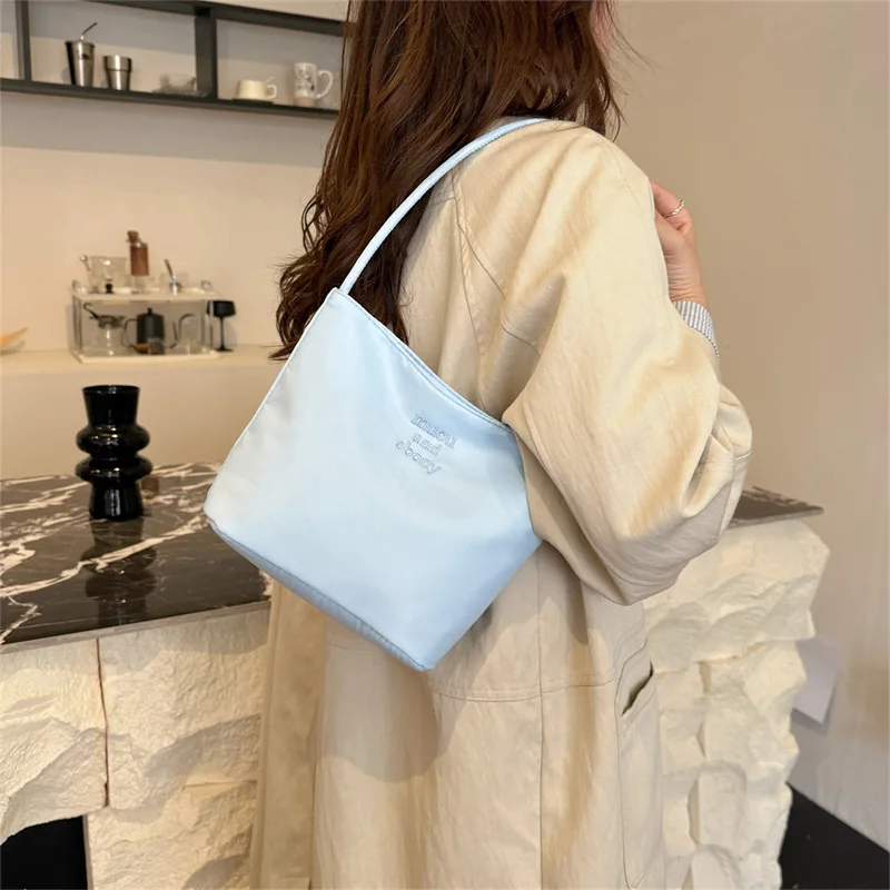 

Women's High Capacity Handbag Underarm Handbag Shoulder Bag Embroidered Letters Underarm Bag Handbags Tote Bags