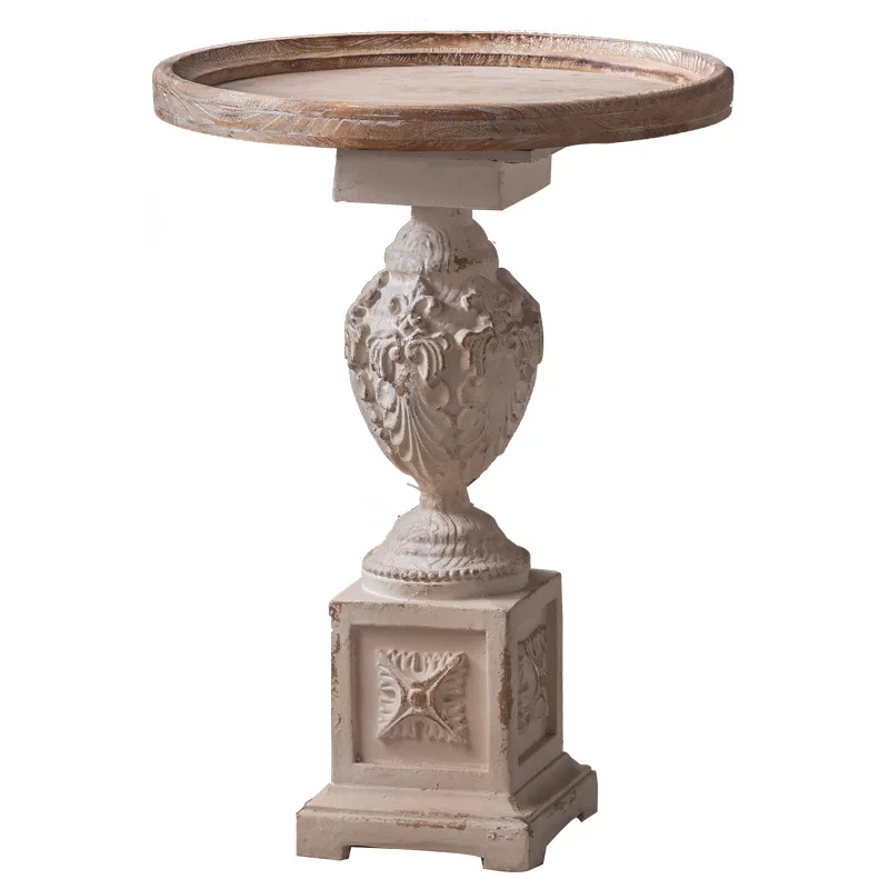 

French light luxury carved solid wood small coffee table, homestay wedding decoration retro round table old ins style sofa edge