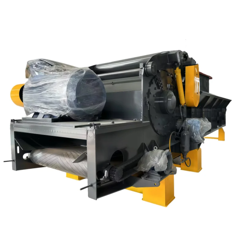 YiSen Commercial Wood Chipper Machine Tree Branches Logs Mobile Engine Shredder 5T/h Capacity 300mm Max Diameter 3-Year