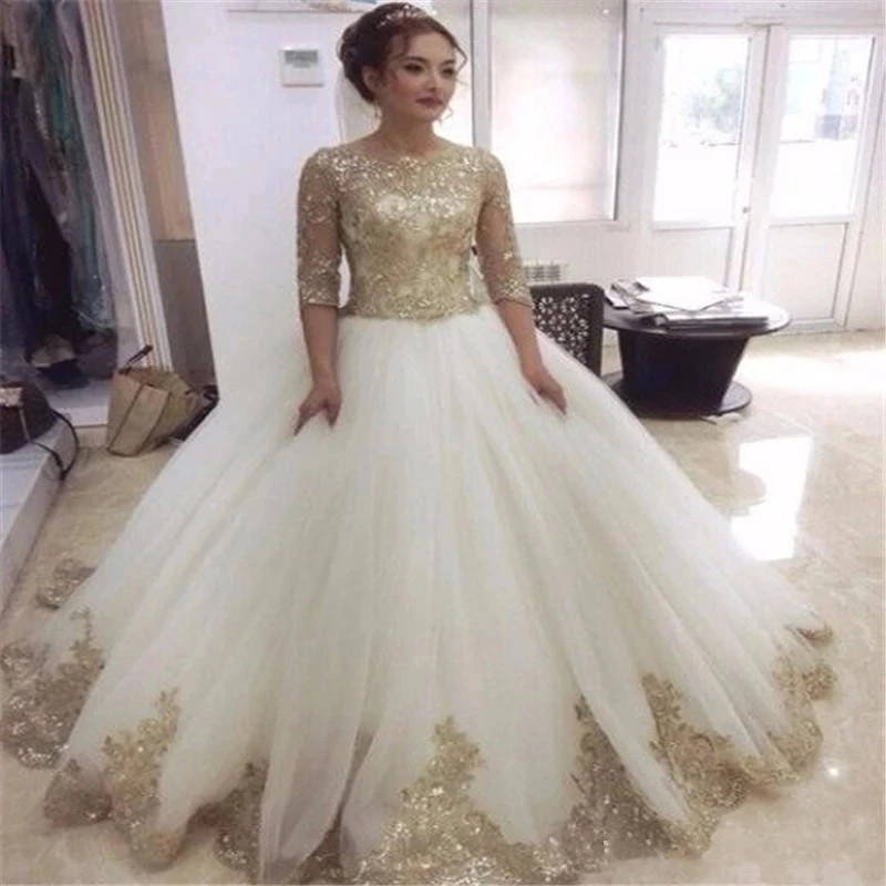 

ANGELSBRIDEP Fashion O-Neck Gold Appliques Half Sleeves Princess Ball Gown Wedding Dresses Robe De Mariée Bridal Dresses