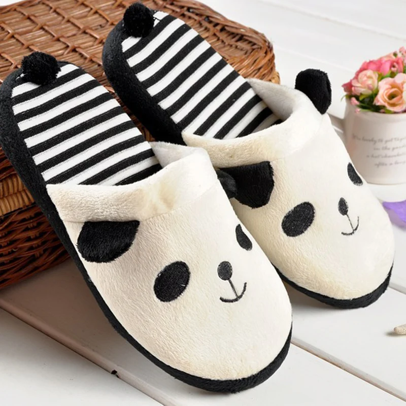 2024 New Women Flat Shoes Female Slippers Lovely Cartoon Panda Home Floor Soft Slippers Female Shoes Chausson Femme Slides