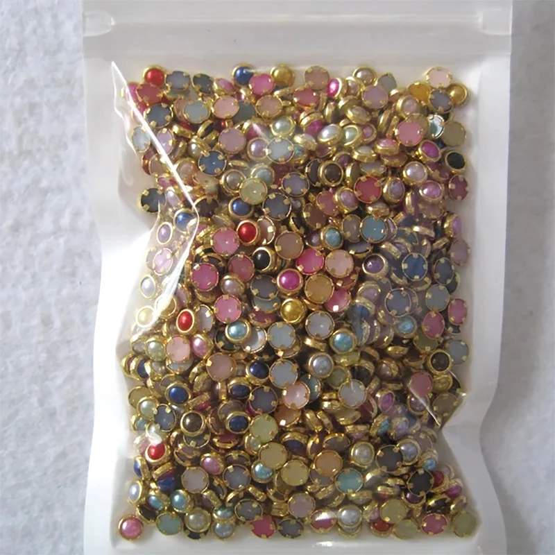 1000PCS 4mm mix color Pearl Rivet Mini Pearl Gems with Gold Accent Rims 3D Nail Art Flatback Bling Gems Resin Acrylic Flat back