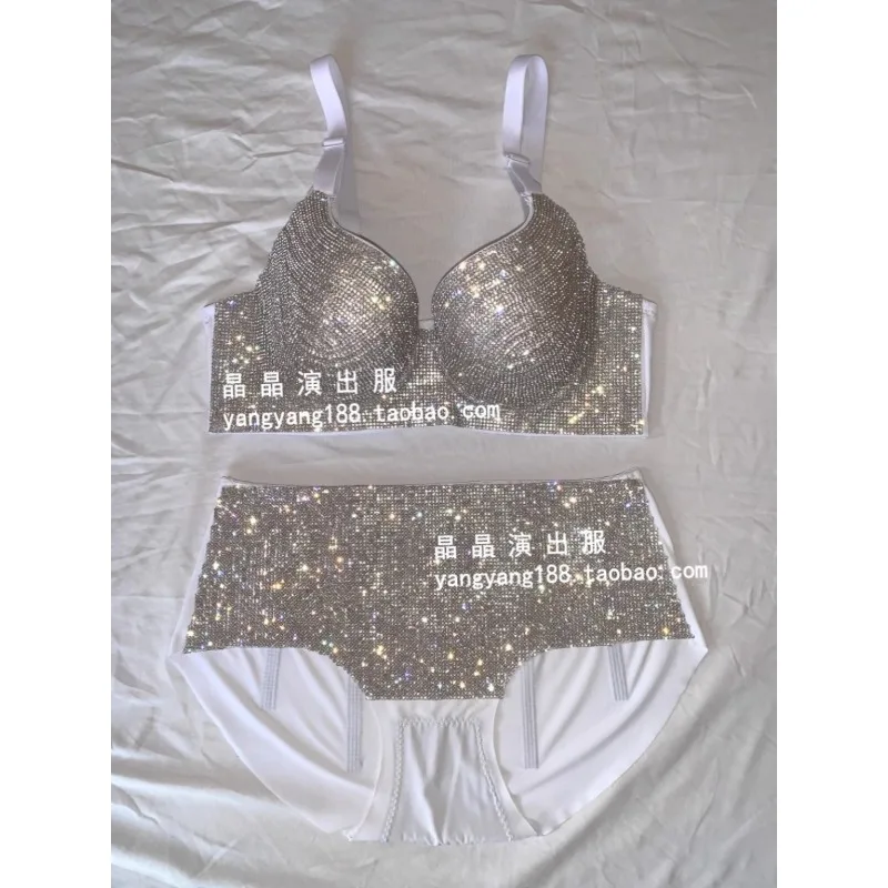 Customized Female Singer Steel Tube Bellydance Sparkling Diamond Handmade Hot Stamping Performance Stage Bra Large Size