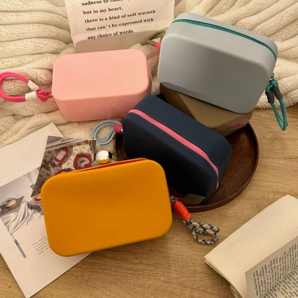 

Pouch for Make Up Kit Silicone Cosmetic Bag Square Portable Make Up Pouch Bag Zipper Lipstick Case Waterproof Wash Bag Outdoor