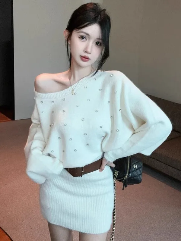 

Autumn Winter Short Knitted Skirt Sexy Bodycon Dress Diamond Embellished Asymmetrical Collar Tapered Waist Casual Wear