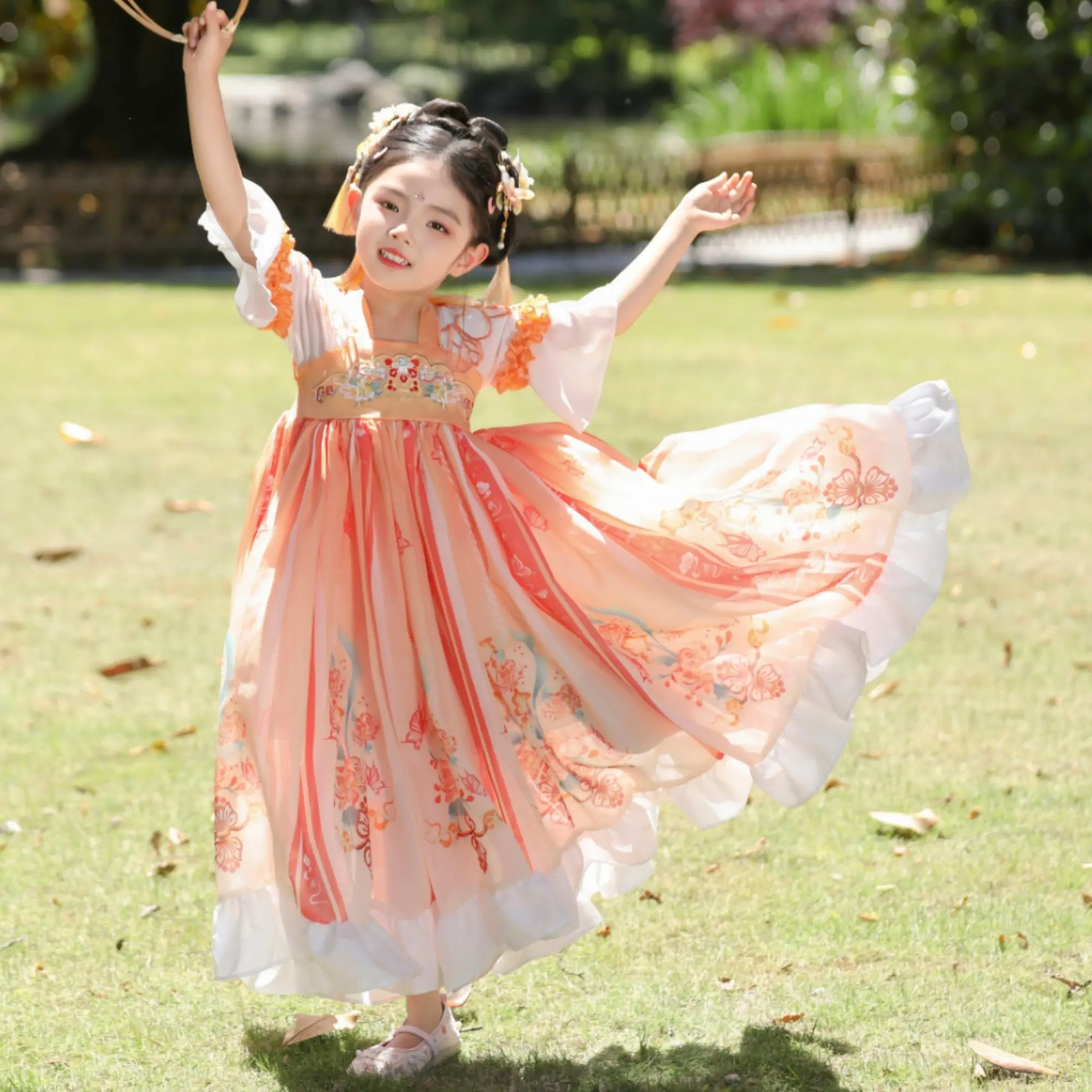 

New Kids Hanfu Set - Chinese Princess Tang Costume for Girls Embroidery Traditional Festival Outfit