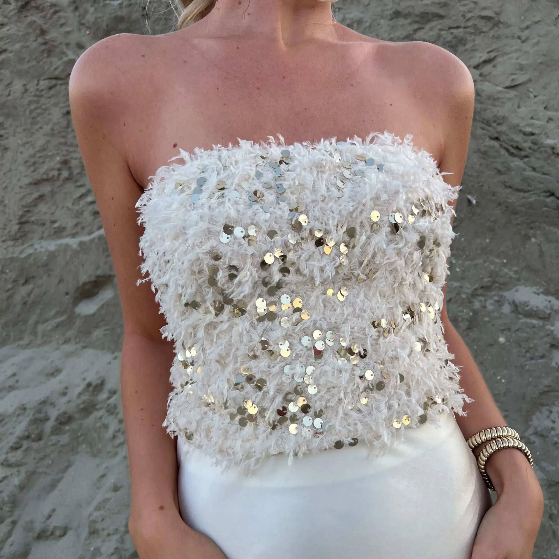 

Fashion Sequins Patchwork Fur Crop Tops Sexy Strapless Chest Wrapping Vest Winter New Women's Off Shoulder Slim Club Party Tops