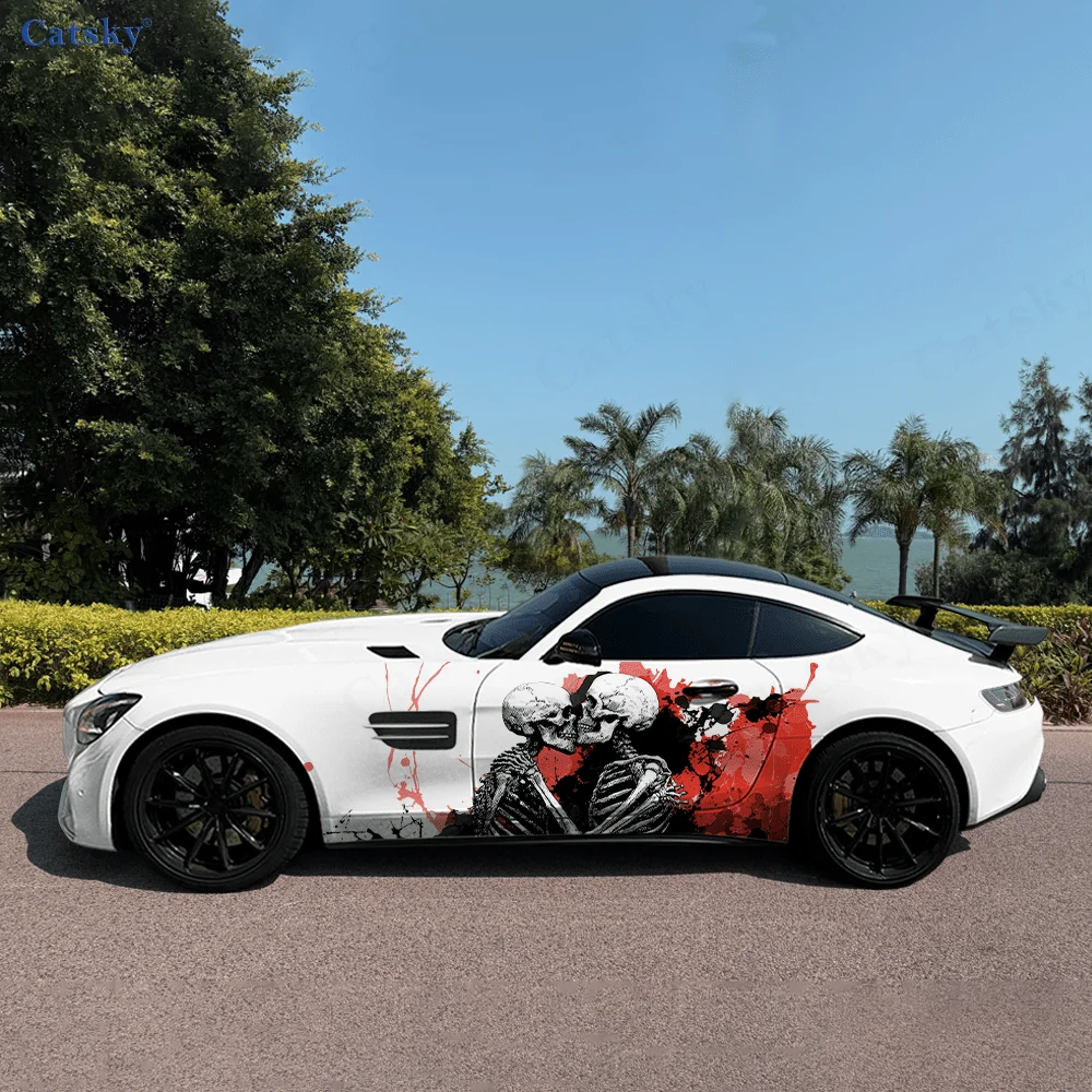 

Skeletons Kiss Colored Smoke Car Vinyl Wraps Decal Self-adhesive PVC Sticker Suitable for Trucks SUV Decor Auto Accessories Gift
