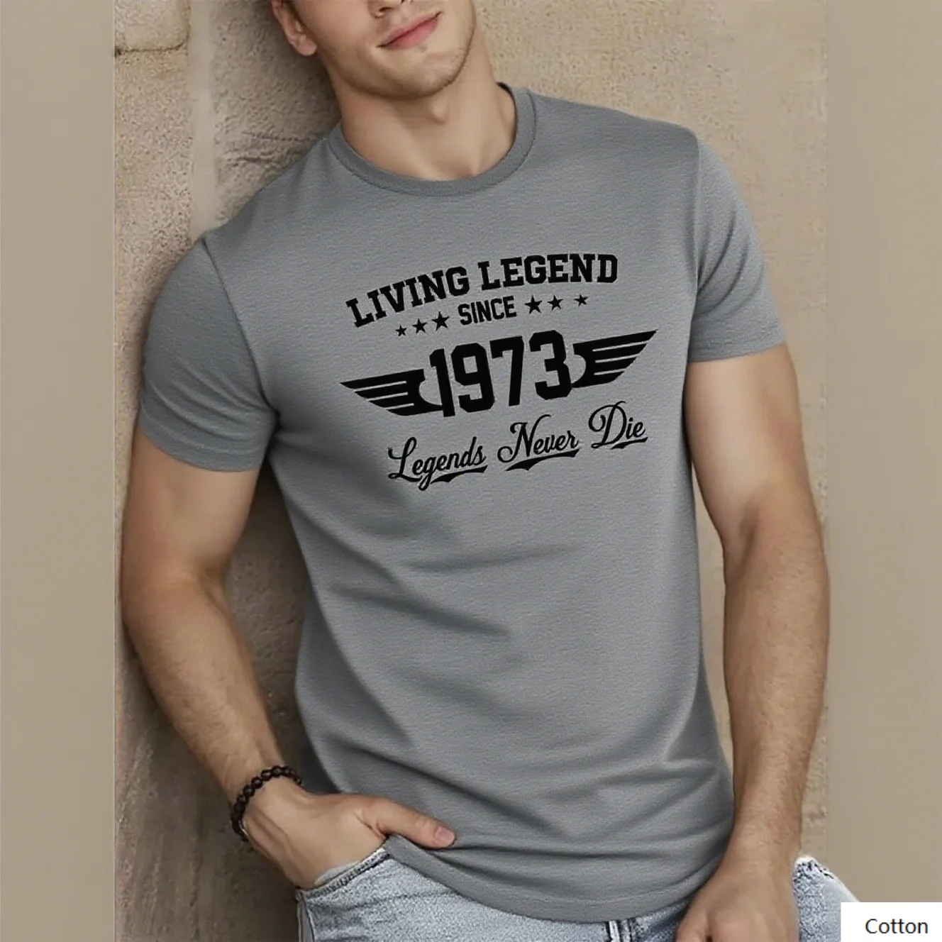 تي شيرت قطني من Living Legend منذ عام 1973 يحتفل على روح خالدة مع هذا المحملة يتميز بنص جريء وتصميم مجنح '1973' #4