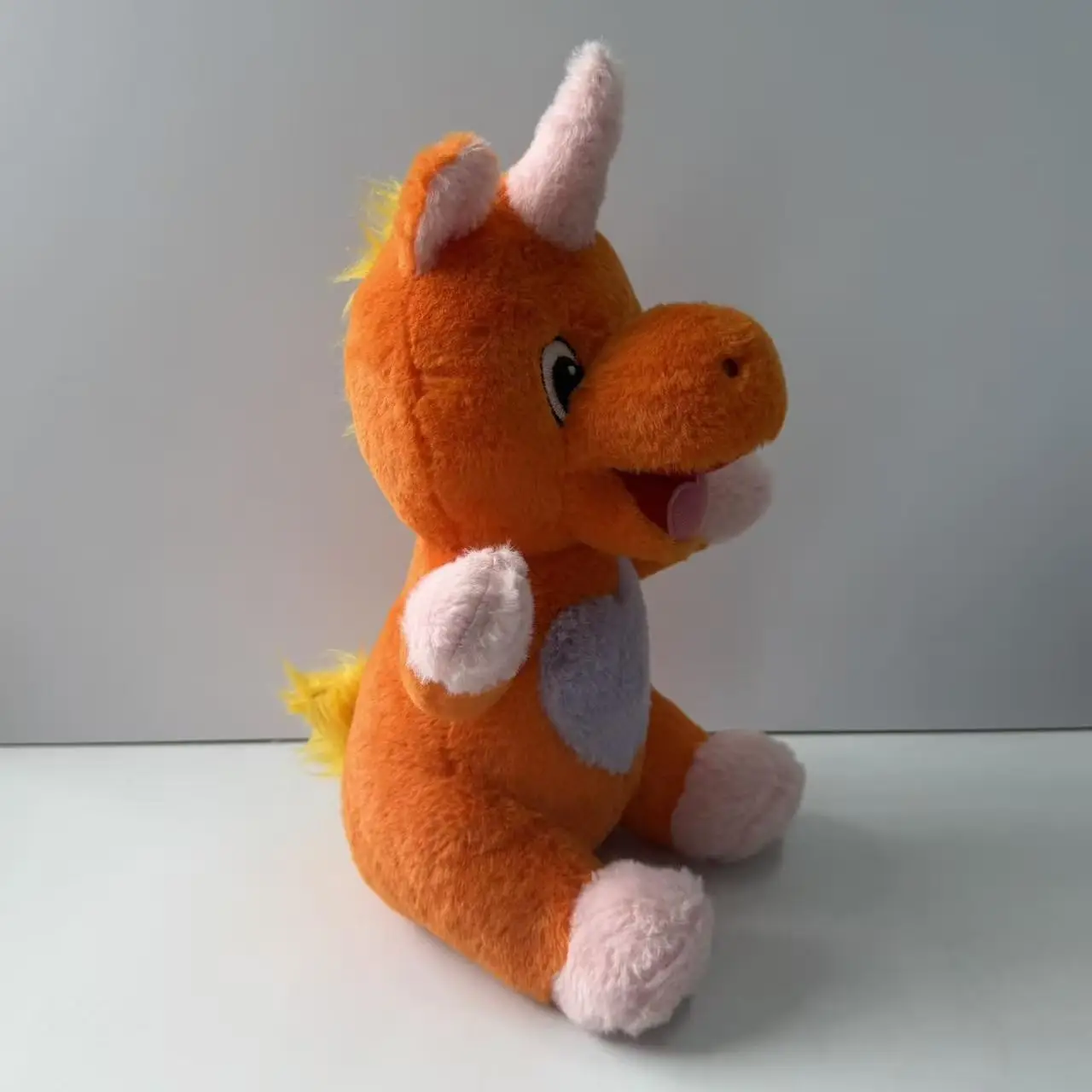 Neues Anime Buddy The Unicorn Plüschtier, süßes Buddy Plüschtier, weiches, gefülltes, rosa Hasen-Betty-Plüschtier, Kawaii-Sammelplüschtier, Geschenk für Fans – Detail 15