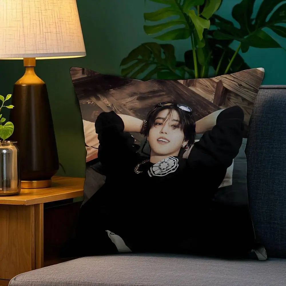 جديد H-Han J-Jisung الصبي الكورية كيس وسادة مكافحة الغبار المخدة غير مرئية سستة حريري قصير أفخم غطاء وسادة أريكة